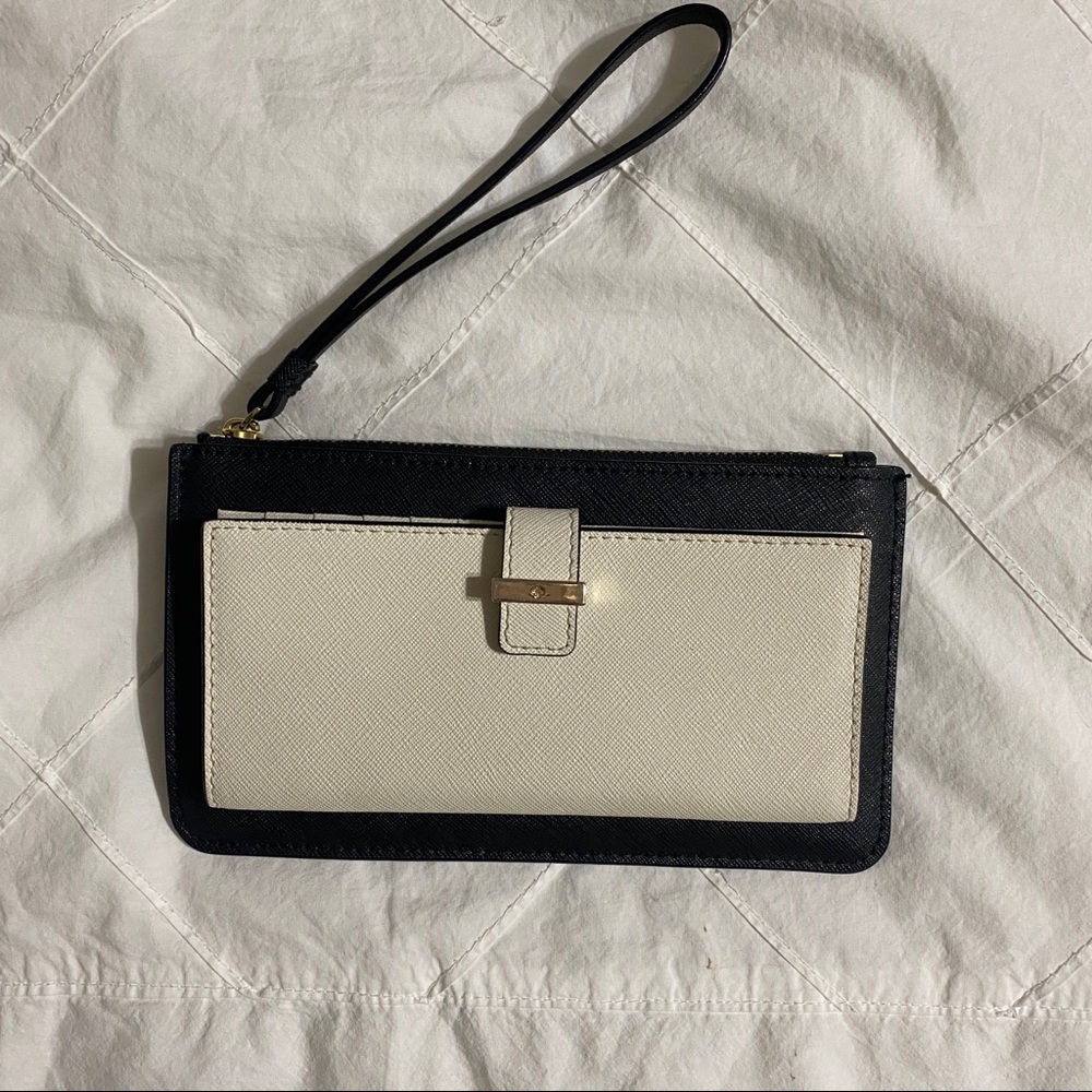 kate spade wristlet wallet
